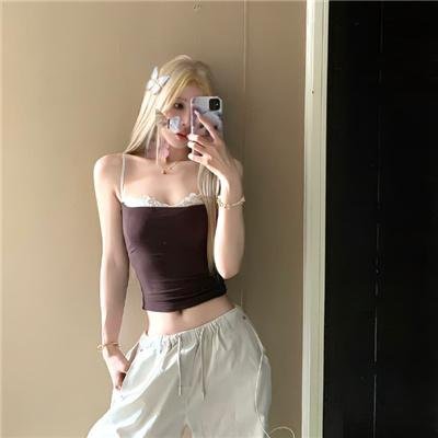艳谍飘香